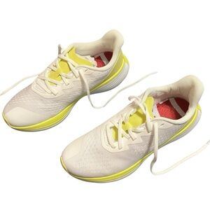 Lane Eight The Relay Trainer Sneaker Key Lime  7.5 W RT 1103